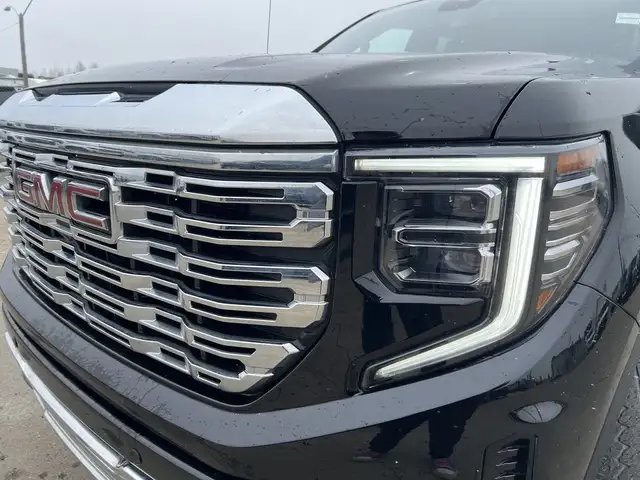 2022 GMC Sierra 1500 Denali in Cars & Trucks in Edmonton - Image 13