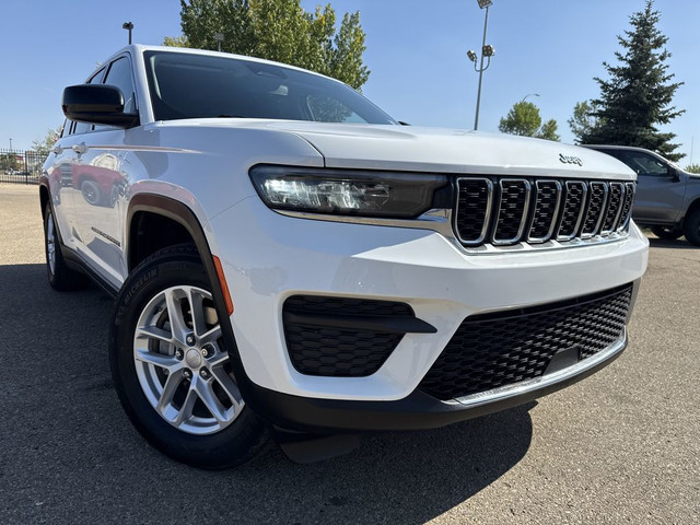 2022 Jeep Grand Cherokee Laredo LUXURY TECH | TRAILER TOW PKG in Cars & Trucks in Edmonton - Image 2