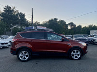 This Beautiful Ford Escape encapsulates exactly what its name implies, a great escape from your dail... (image 7)