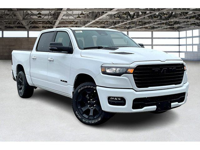 2025 Ram 1500 SPORT CREW Sport Hood Pano Roof Anti Spin in Cars & Trucks in Mississauga / Peel Region - Image 2