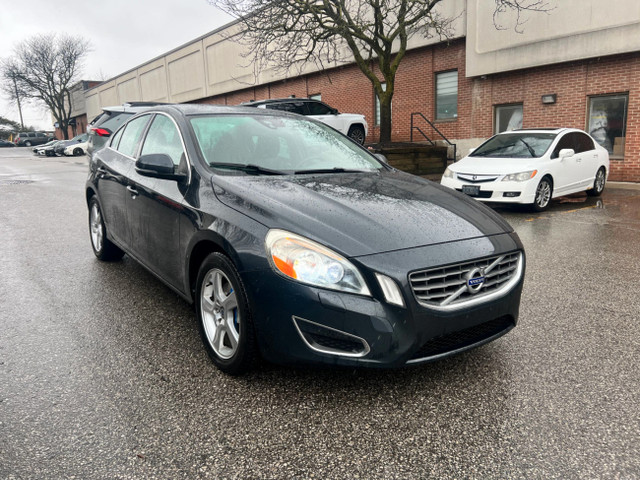 2013 Volvo S60 4dr Sdn T5 AWD in Cars & Trucks in City of Toronto - Image 4