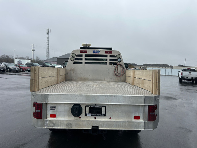 2020 Ford F-350 XLT 6.7L V8 REGULAR CAB WITH REMOTE START/ENT... in Cars & Trucks in Ottawa - Image 4