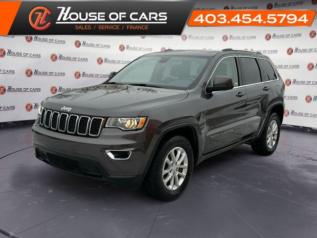 2021 Jeep Grand Cherokee Laredo 4x4 in Cars & Trucks in Calgary