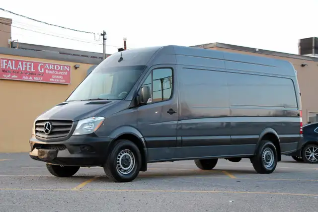 2017 Mercedes-Benz Sprinter 2500 170"+3-Passenger+Certified dans Autos et camions dans Région de Mississauga/Peel - Image 4