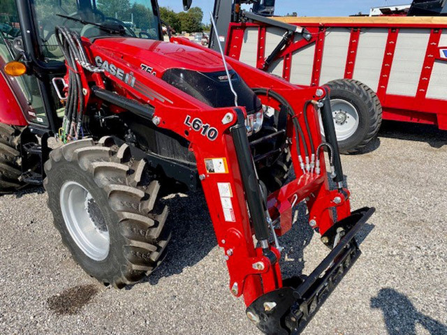 2023 CASE IH FARMALL 75A TRACTOR WITH LOADER in Farming Equipment in London - Image 3