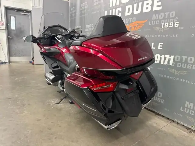 2019 Honda GL1800 Goldwing Tour DCT in Sport Touring in Drummondville - Image 10