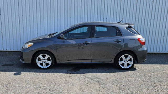 2011 Toyota Matrix TOIT OUVRANT - FINANCEMENT MAISON in Cars & Trucks in Longueuil / South Shore - Image 3