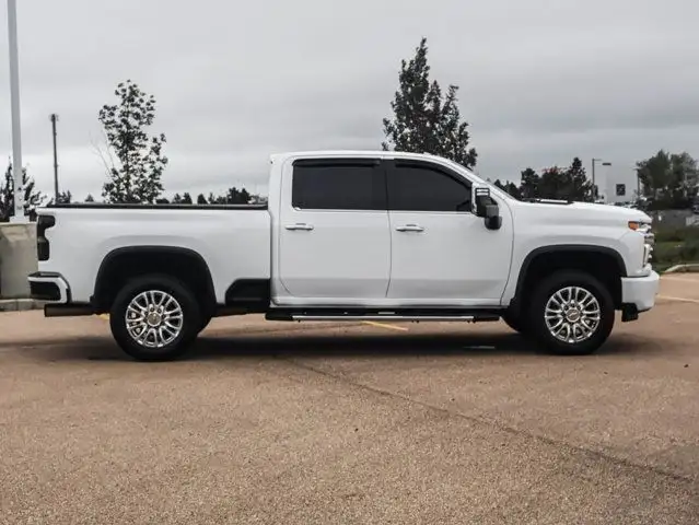 2022 Chevrolet Silverado 3500HD High Country Z71 in Cars & Trucks in Strathcona County - Image 11