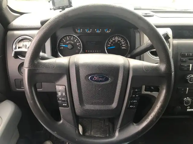 2013 Ford F-150 4X4 SuperCrew 145" XLT | 3.5 ECOBOOST in Cars & Trucks in City of Toronto - Image 9