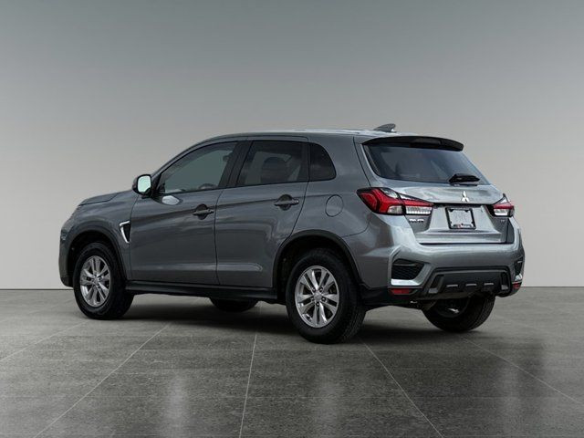 2023 Mitsubishi RVR SE in Cars & Trucks in Calgary - Image 4