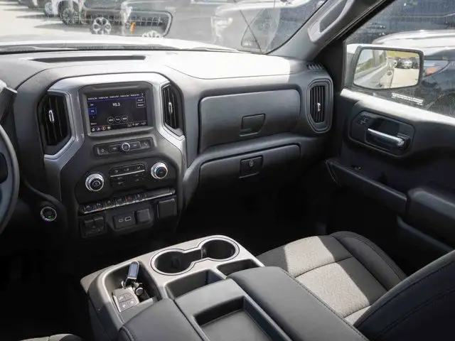 2024 GMC Sierra 1500 Pro | 5.3L in Cars & Trucks in Tricities/Pitt/Maple - Image 22