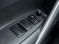 Recent Arrival!Odometer is 2406 kilometers below market average!Reverse Camera, Lane Departure Warni... (image 9)
