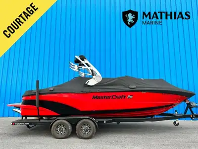 Bateau Wake/surf MASTERCRAFT XT23 2018 2600LBS Ballast bateau taxables. Concessionnaire de bateaux e...