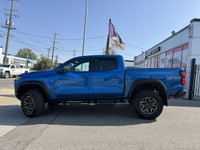 This vehicle is equipped with: ﻿2.7L 4 Cylinder Turbocharged Engine in.TurboMaxin. 8-speed Transmiss... (image 8)