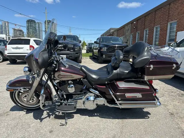 2007 Harley-Davidson Electra Glide Classic ~ ELECTRA GLIDE CLASS in Sport Touring in City of Toronto - Image 3