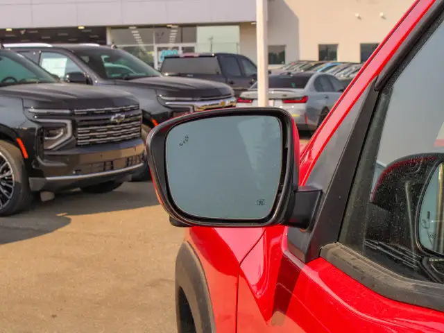 2023 Nissan Frontier PRO-4X 3.8L dans Autos et camions dans Ville d’Edmonton - Image 14