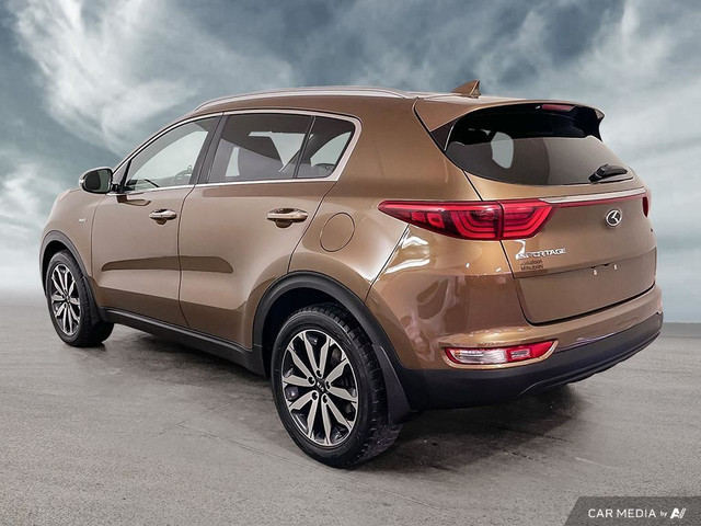 2017 Kia Sportage EX in Cars & Trucks in Saskatoon - Image 4