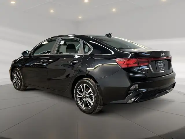 2022 Kia Forte EX in Cars & Trucks in Laval / North Shore - Image 7