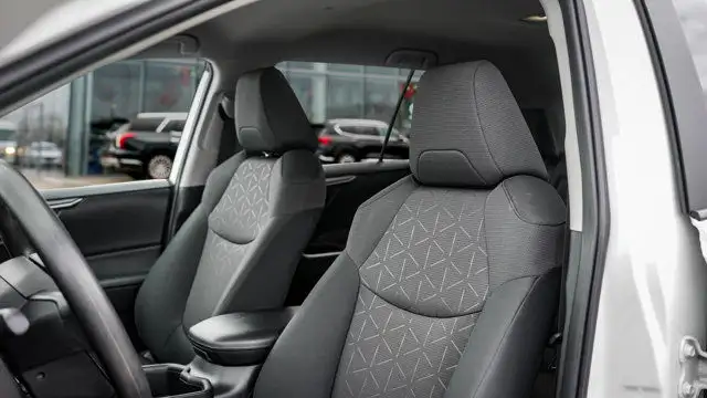 2024 Toyota RAV4 LE AWD | Heated Seats | Lane Keep | Blind Spot in Cars & Trucks in Guelph - Image 8