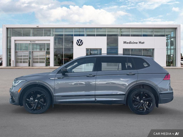 2024 Volkswagen Tiguan Comfortline R-Line Black Edition in Cars & Trucks in Medicine Hat - Image 3