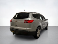 An ideal blend of size, comfort, and performance, our 2011 Chevrolet Traverse 2LT AWD shown in Silve... (image 4)