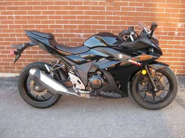 2018 Suzuki GSX250R in Street, Cruisers & Choppers in City of Toronto - Image 2