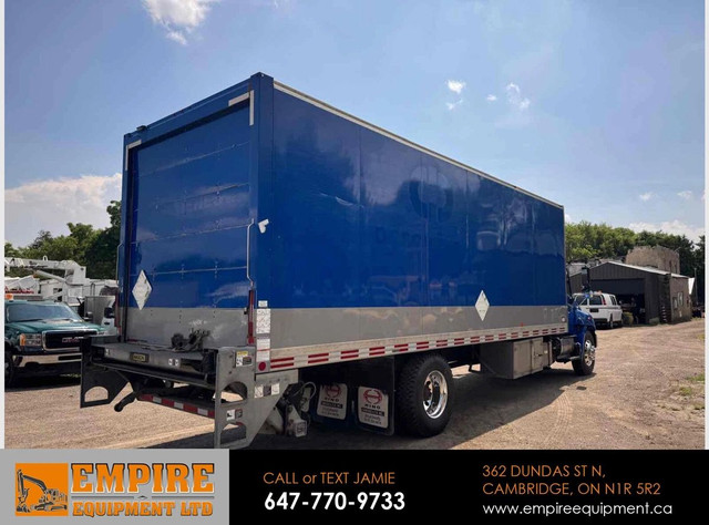 2018 HINO 358 26FT STRAIGHT TRUCK**LIFTGATE** in Heavy Trucks in Cambridge - Image 3