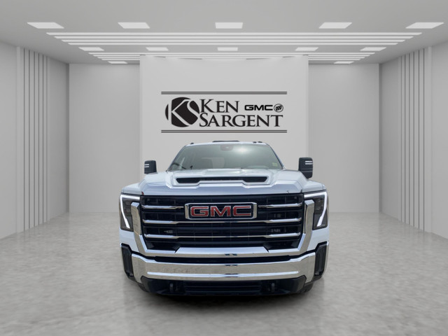 2025 GMC Sierra 3500HD 4WD Crew Cab Standard Box SLE for sale in Cars & Trucks in Grande Prairie - Image 2