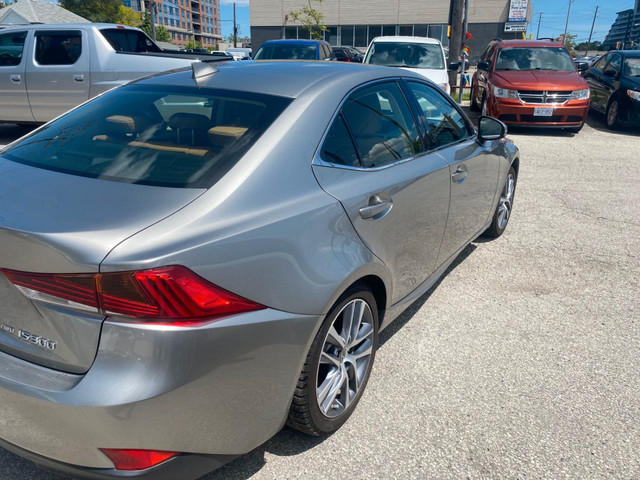 2017 Lexus IS 300 4dr Sdn AWD Fully loaded No Accidents in Cars & Trucks in City of Toronto - Image 4
