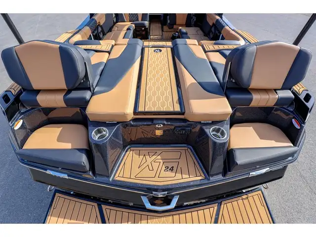2024 Mastercraft XT 24 in Powerboats & Motorboats in Québec City - Image 13