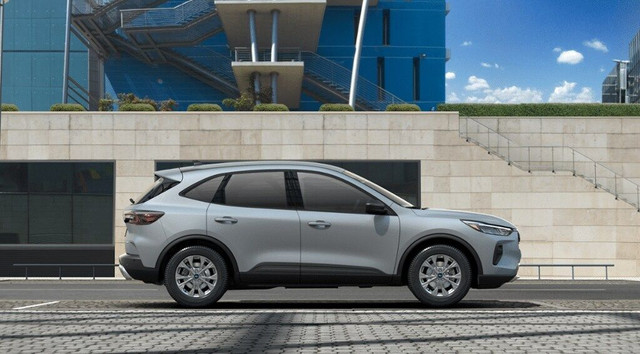 2025 Ford Escape Active AWD in Cars & Trucks in Calgary - Image 3