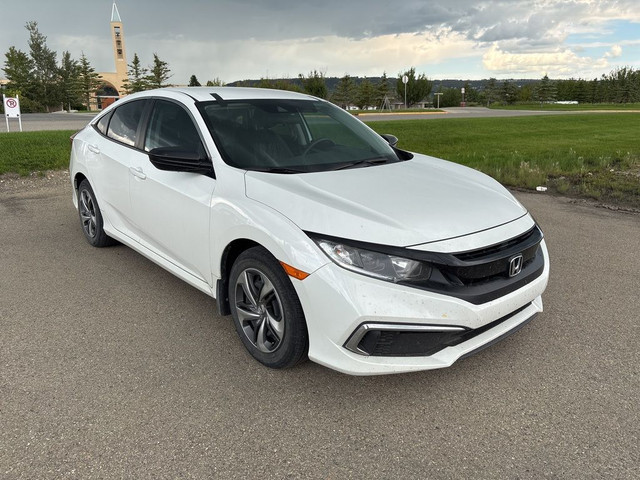 2019 Honda Civic DX Manual in Cars & Trucks in Calgary