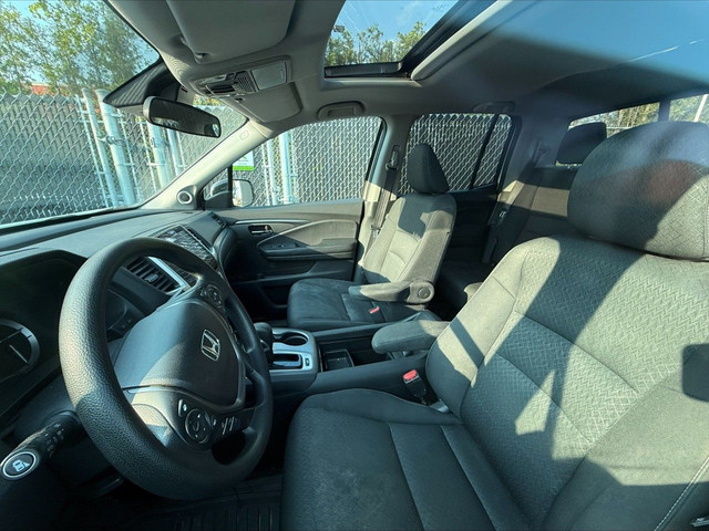 2017 Honda RidgelineSport in Cars & Trucks in City of Montréal - Image 2
