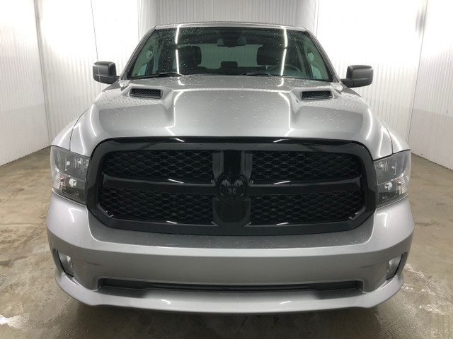 2021 Ram 1500 Classic Express V6 4x4 Mags Double Cab in Cars & Trucks in Shawinigan - Image 2