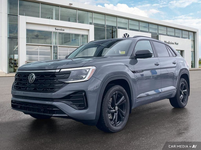 2025 Volkswagen Atlas Cross Sport Comfortline R-Line Black Editi in Cars & Trucks in Medicine Hat - Image 2