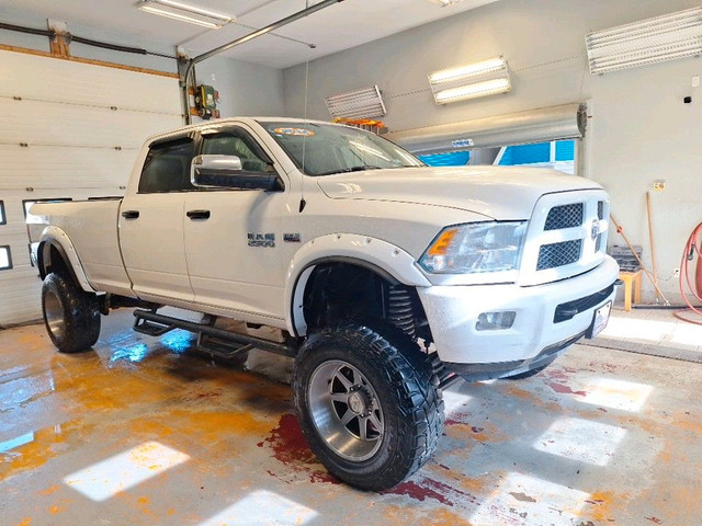 2015 RAM 2500 SLT LIFTED 4X4 !!! GREAT SHAPE!GREAT PRICE! in Cars & Trucks in Bedford - Image 3