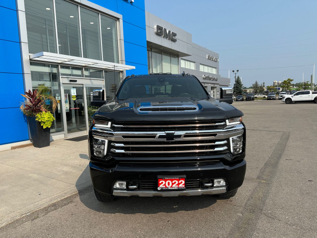 2022 Chevrolet Silverado 3500HD High Country 8 FOOT BOX!! PRI... in Cars & Trucks in Markham / York Region - Image 2