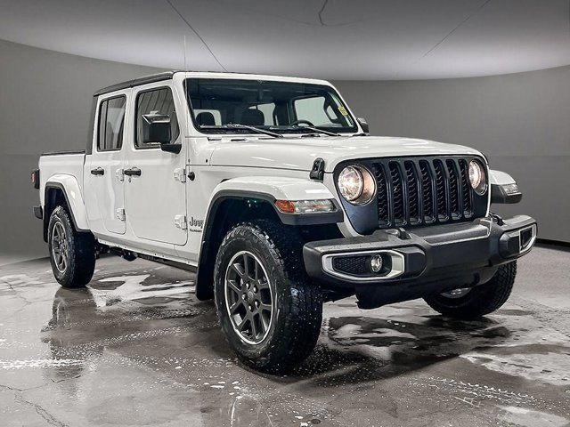 2023 Jeep Gladiator Overland in Cars & Trucks in Strathcona County