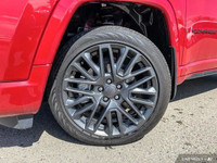 The 2023 Jeep Compass Limited (RED) Edition is a special variant that combines the upscale features... (image 9)
