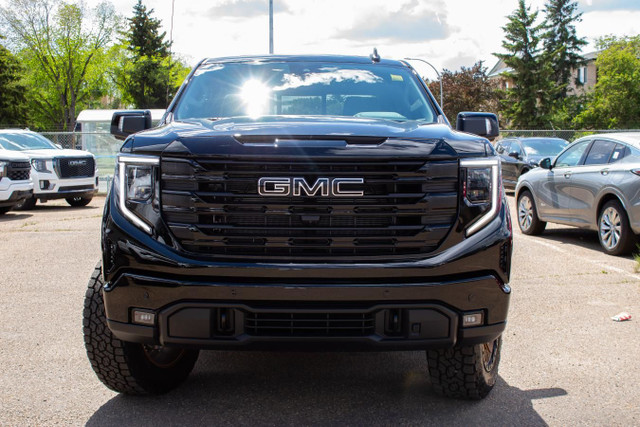 2025 GMC Sierra 1500 Elevation Crew 4WD * Custom Build * in Cars & Trucks in Edmonton - Image 3