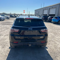 JUST REDUCED!!! LOCAL TRADE IN!!! NICE SHAPE!!! 4 CYLINDER 4WD!!! 2017 Jeep Compass N 4WD, Clean wit... (image 3)