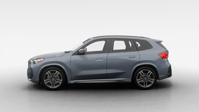 2025 BMW X1 xDrive28i in Cars & Trucks in Laval / North Shore - Image 4