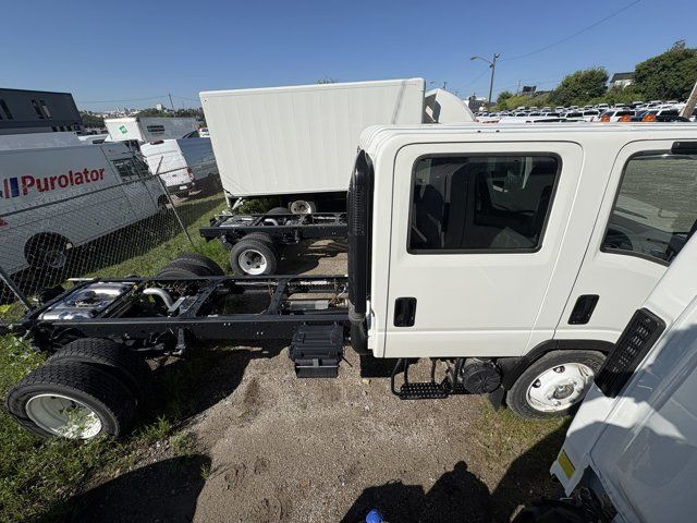 2024 ISUZU NPR HD in Cars & Trucks in Calgary - Image 4