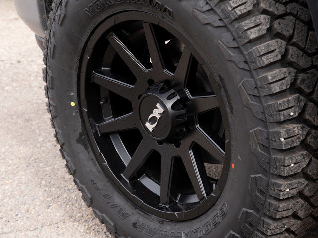 2024 Ram 2500 Big Horn 4x4, 2 Inch Lift, 35 Inch Tires in Cars & Trucks in Calgary - Image 3