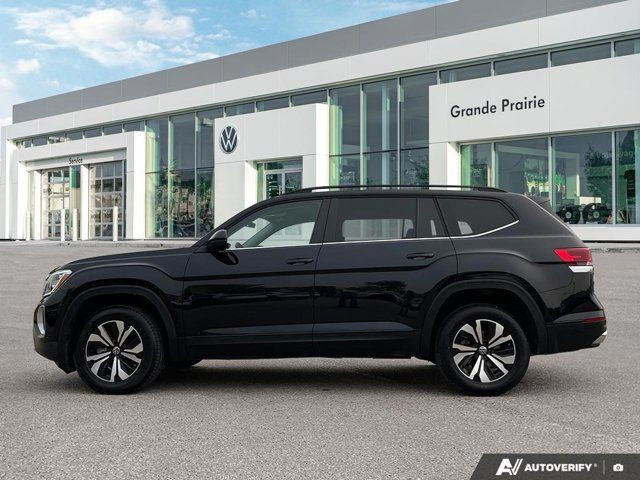 2024 Volkswagen Atlas Comfortline | Apply Car Play | 7 Seater in Cars & Trucks in Grande Prairie - Image 2