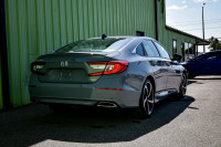 Sunroof, Premium Audio, Heated Steering Wheel, Heated Seats, Android Auto! 6 LOCATIONS KINGSTON - (6... (image 2)