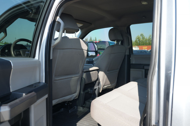 2022 Ford Super Duty F-350 SRW XLT in Cars & Trucks in Red Deer - Image 3