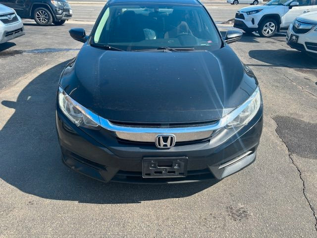 2017 Honda Civic Sedan LX automatic we finance in Cars & Trucks in Cambridge - Image 2