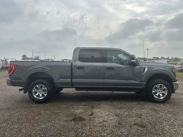 2021 Ford F-150 XLT CREW 4x4 5.0L- WARRANTY INC, NAV, PRO TRAILE dans Autos et camions dans Red Deer - Image 7