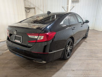 **PENDING** Purchased New, Serviced, and Traded at Wheaton Honda West! No Accidents, One Previous Ow... (image 6)
